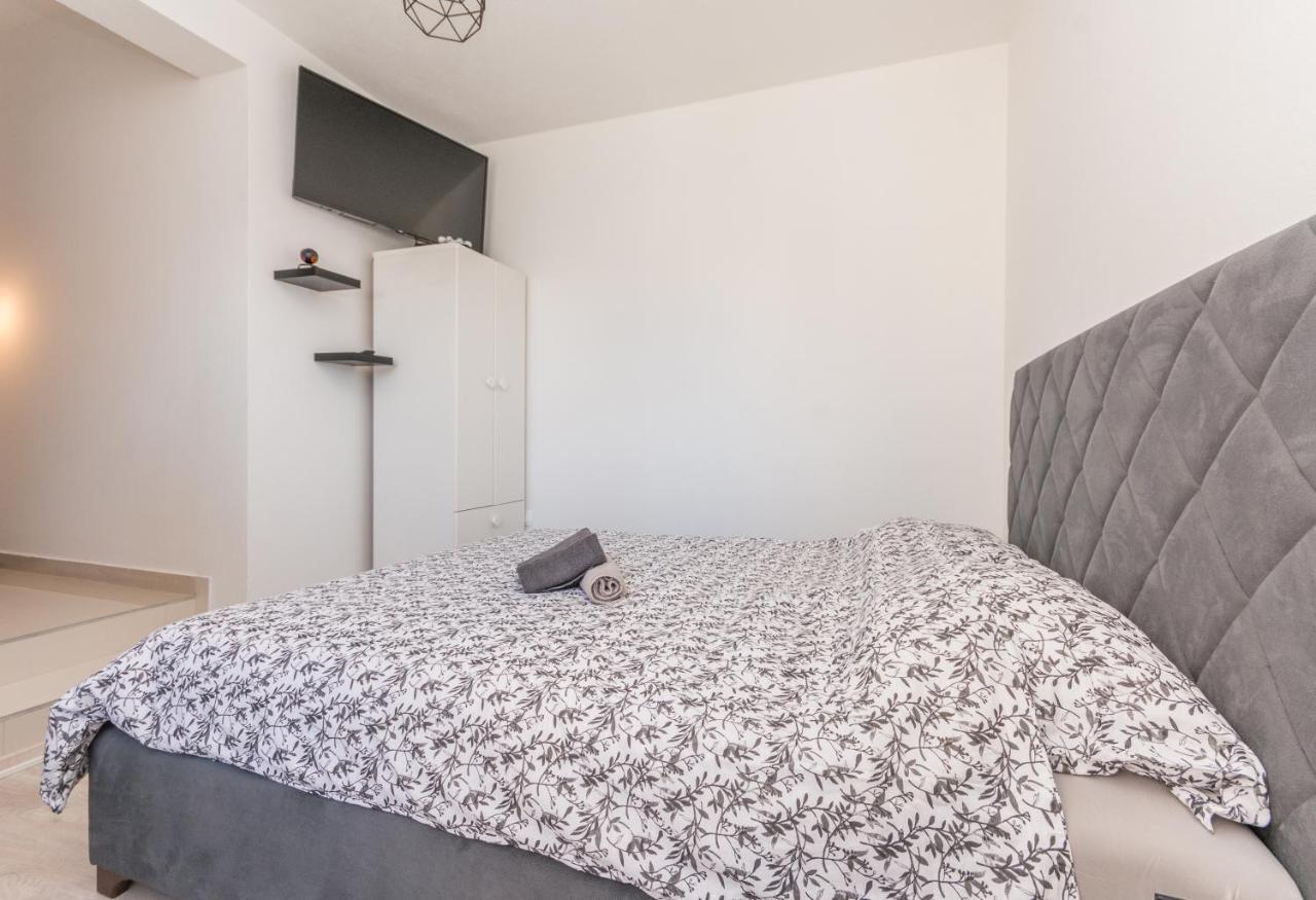 Villa Lucija Biograd Na Moru Eksteriør billede