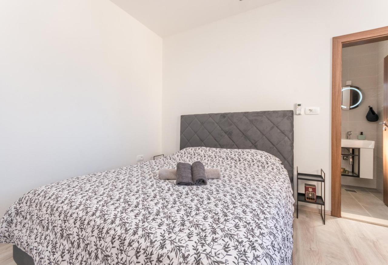 Villa Lucija Biograd Na Moru Eksteriør billede