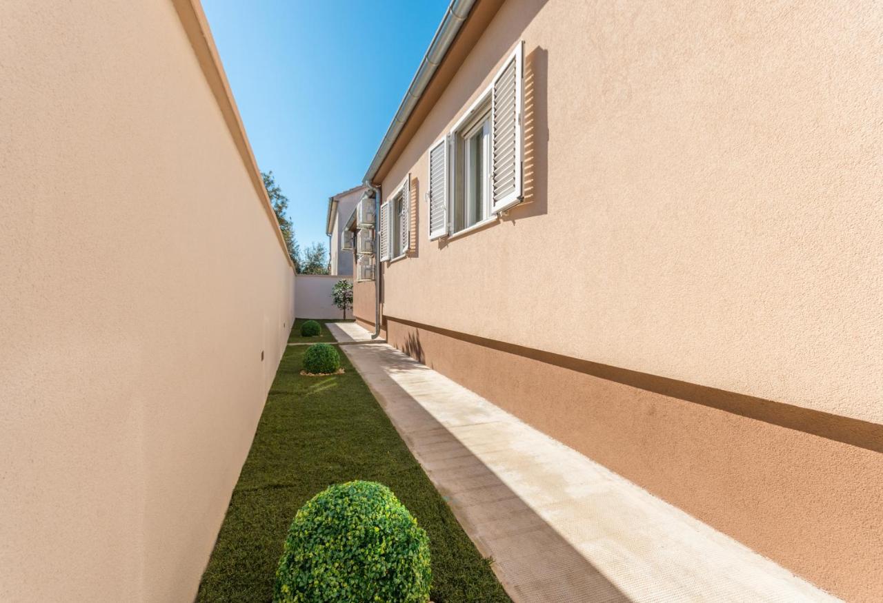 Villa Lucija Biograd Na Moru Eksteriør billede