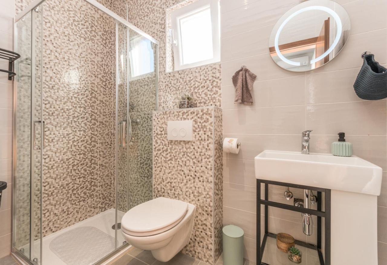 Villa Lucija Biograd Na Moru Eksteriør billede