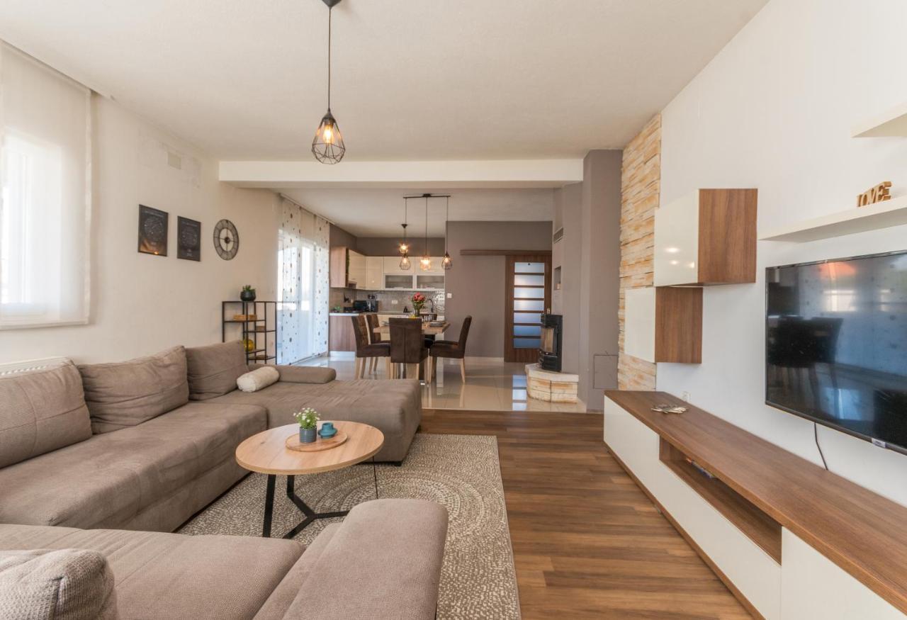 Villa Lucija Biograd Na Moru Eksteriør billede